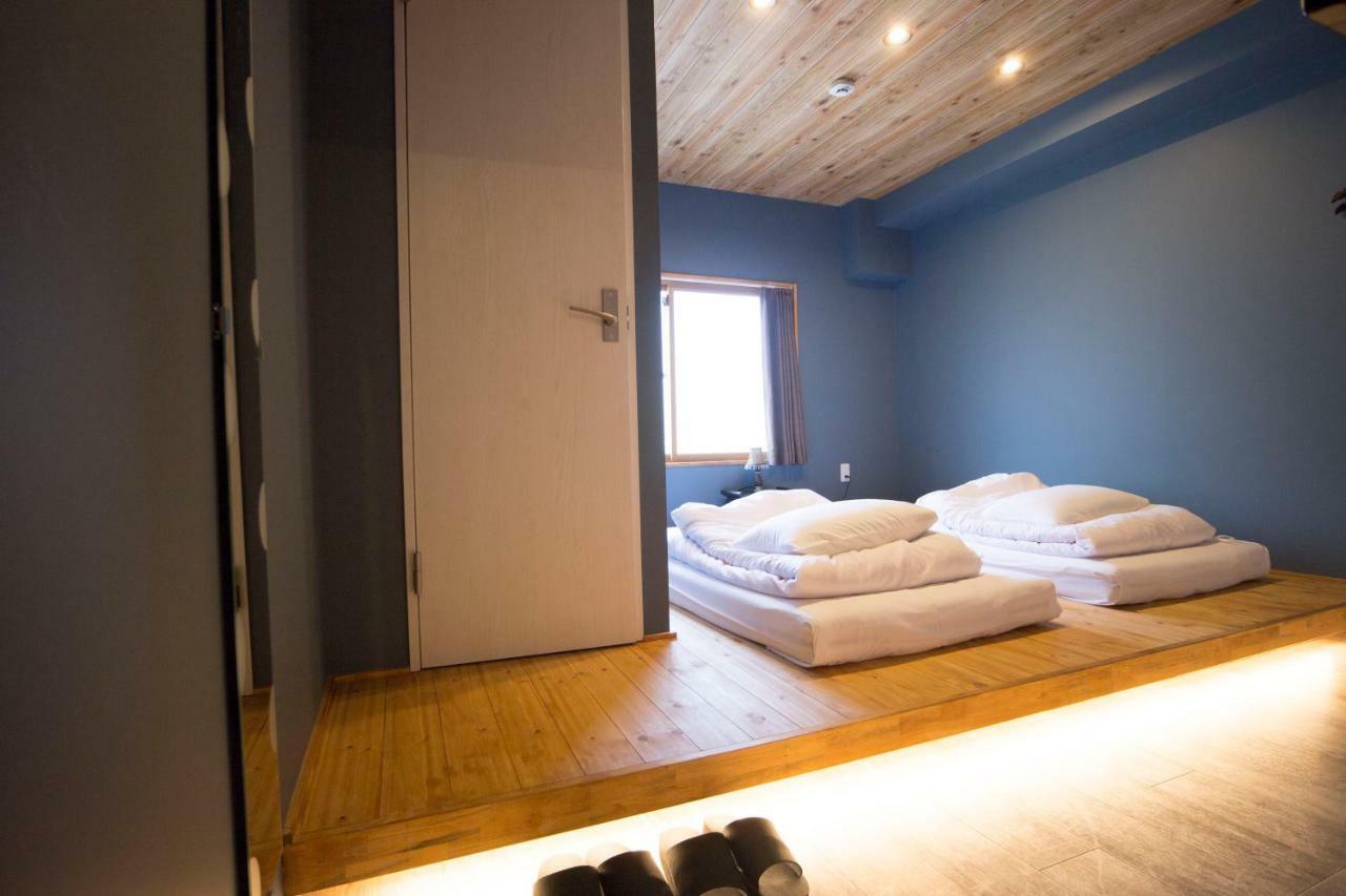Auberge de jeunesse Sharin à Kanazawa Extérieur photo